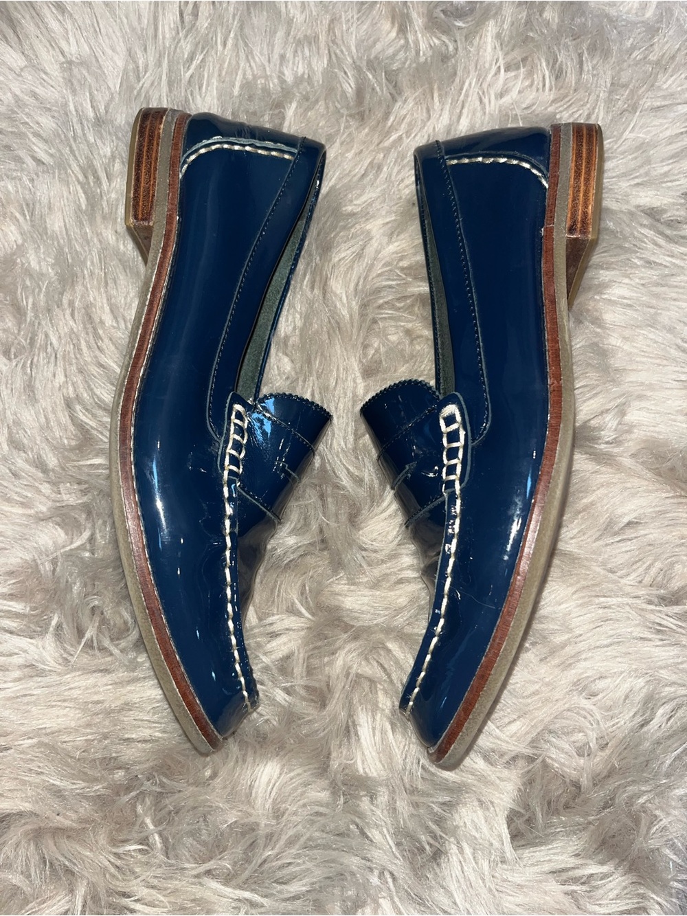 Sperry Women’s seaport penny sneaker navy crinkle patent leather size 10 VGUC - Picture 5 of 8